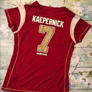 Kaepernick 49ers Women’s Medium Jersey